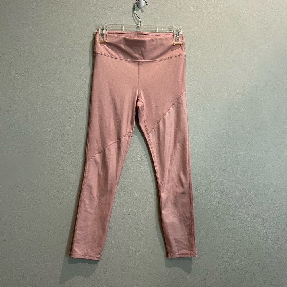 Fabletics 7/8 length Rosebloom Shine Leggings